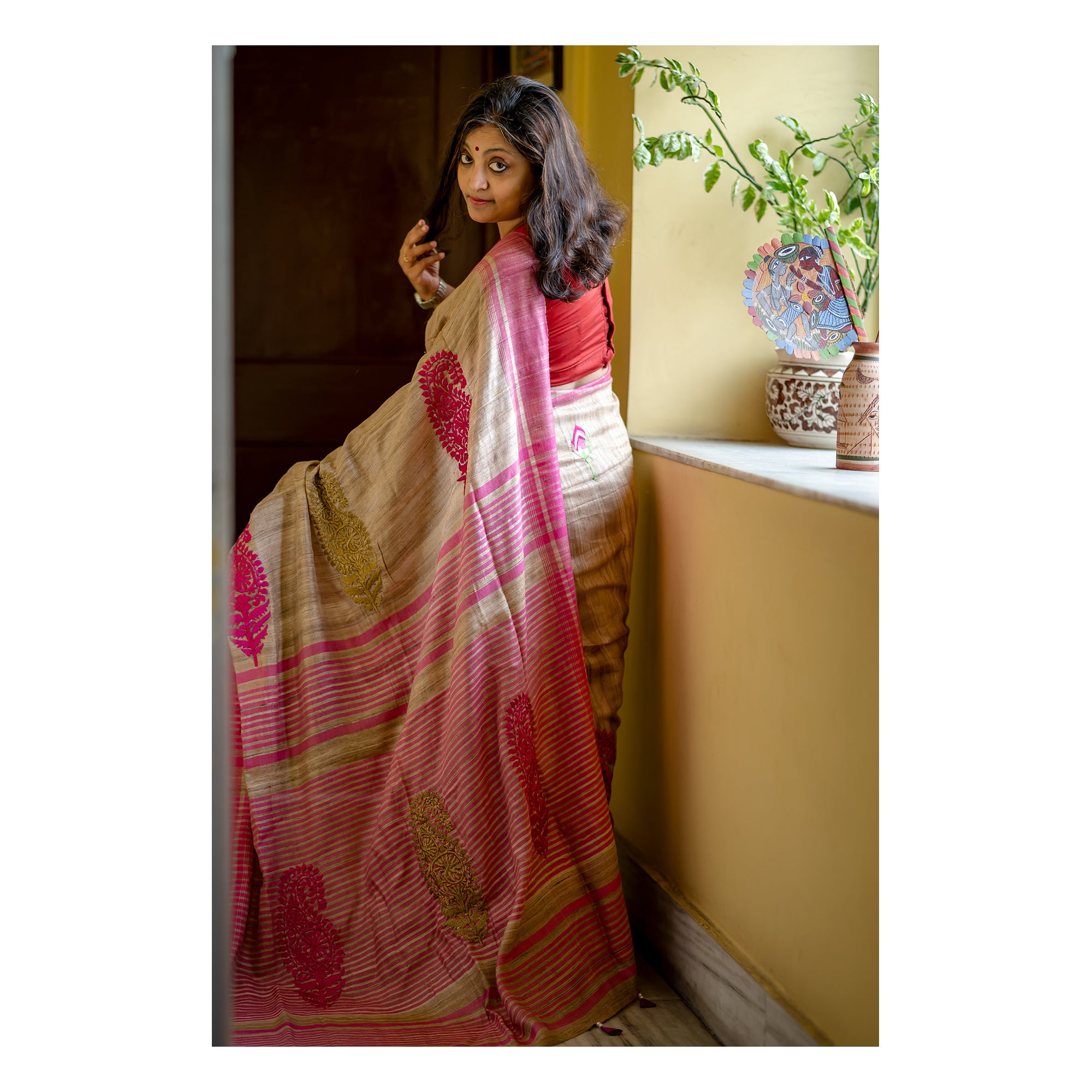 TUSSAR PAISLEY LOTUS PINK SAREE