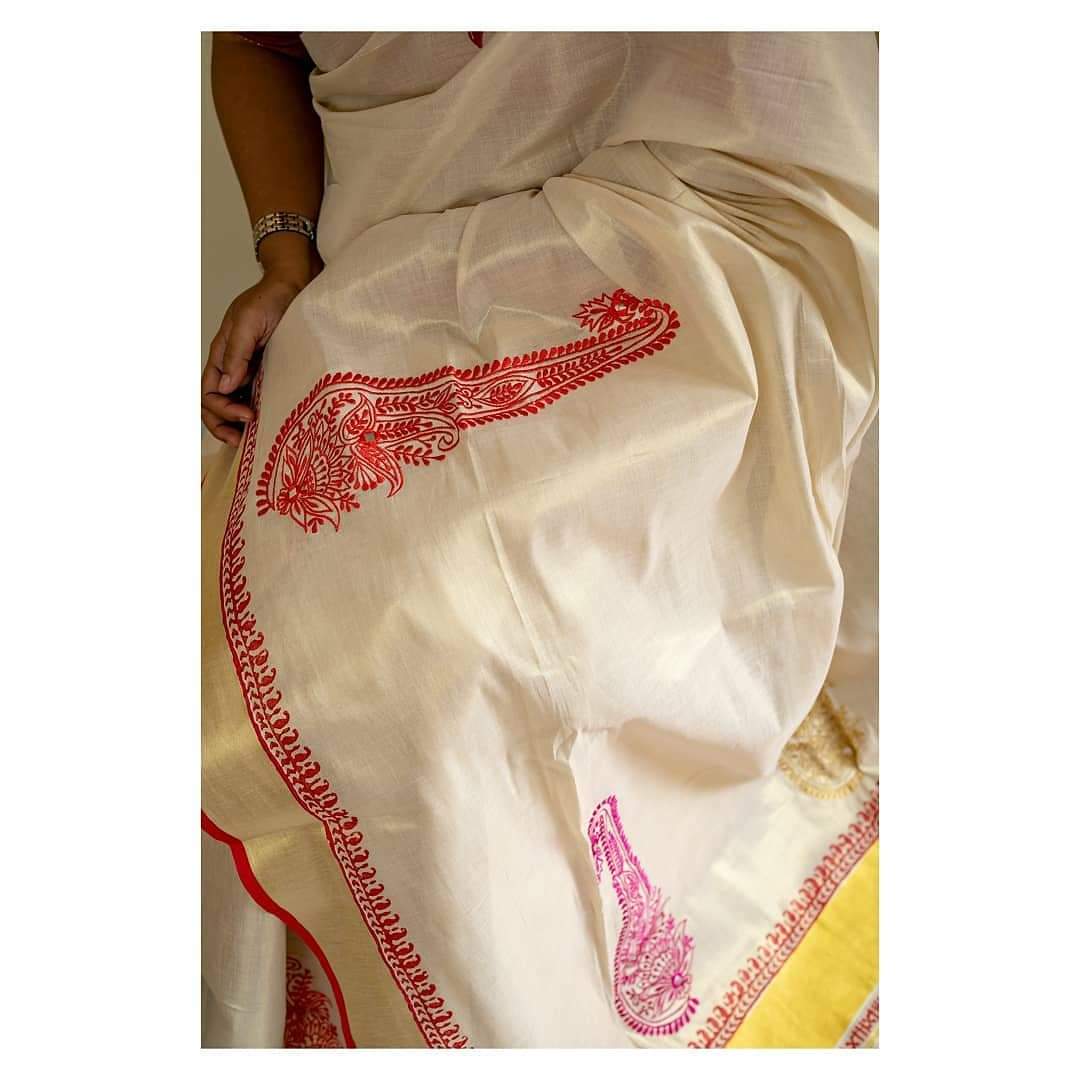 TISSUE KASAVU LOTUS GOLD SAREE