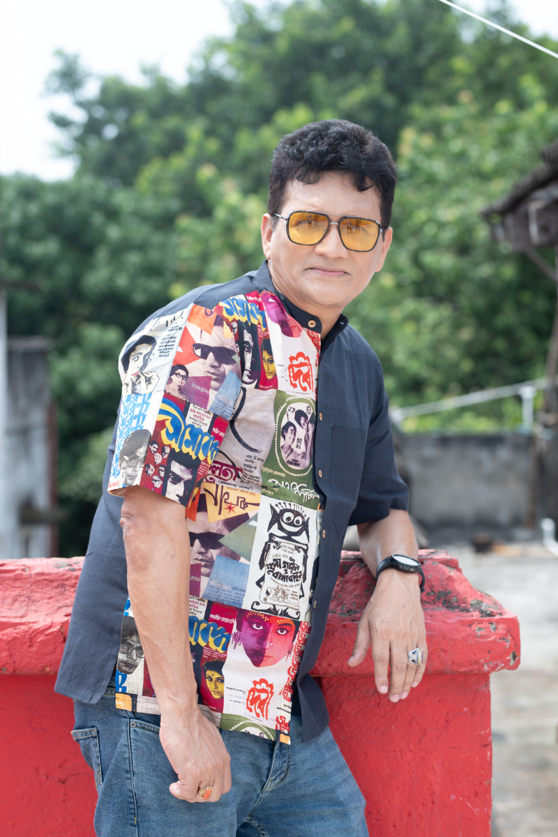 SATYAJIT RAY POSTER BLACK