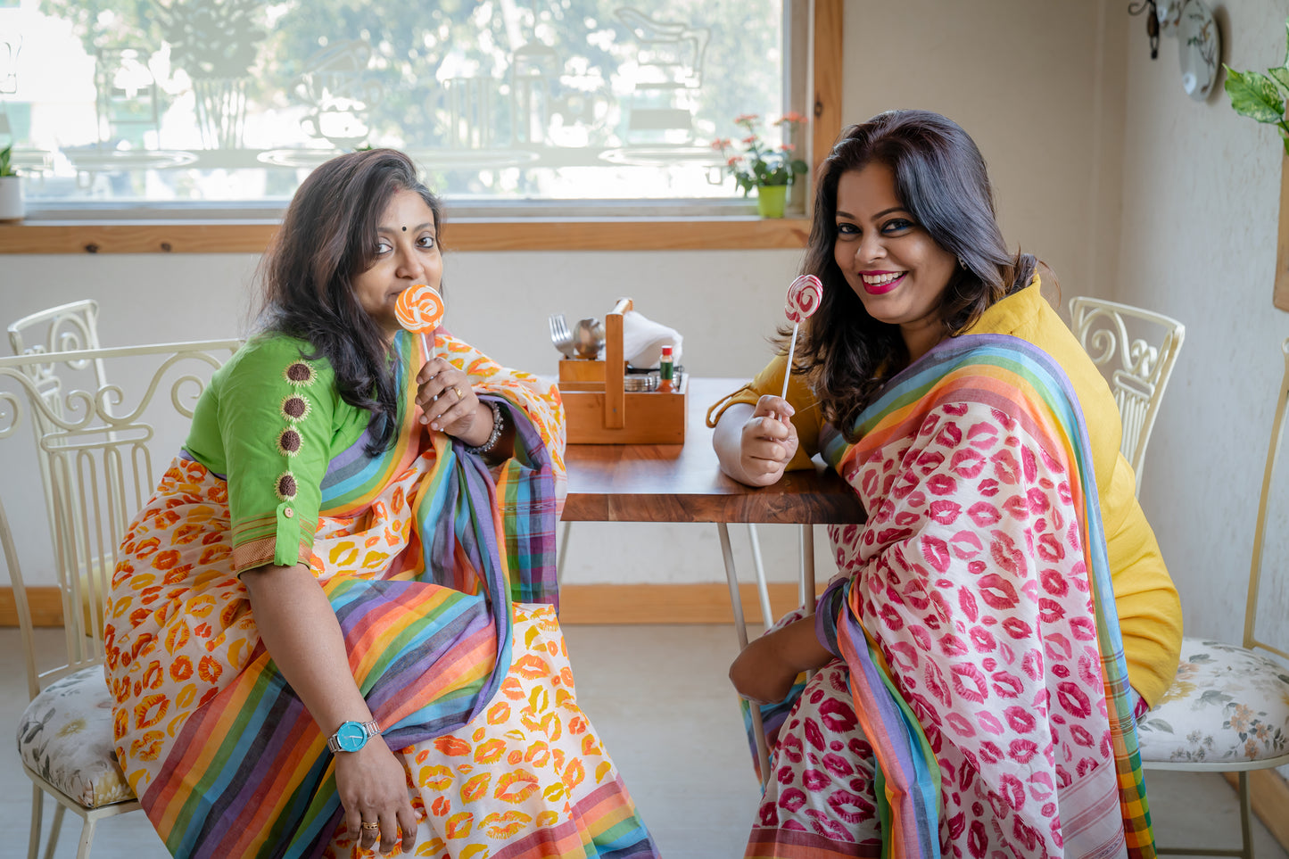 POUT PRETTY RAINBOW - YELLOW