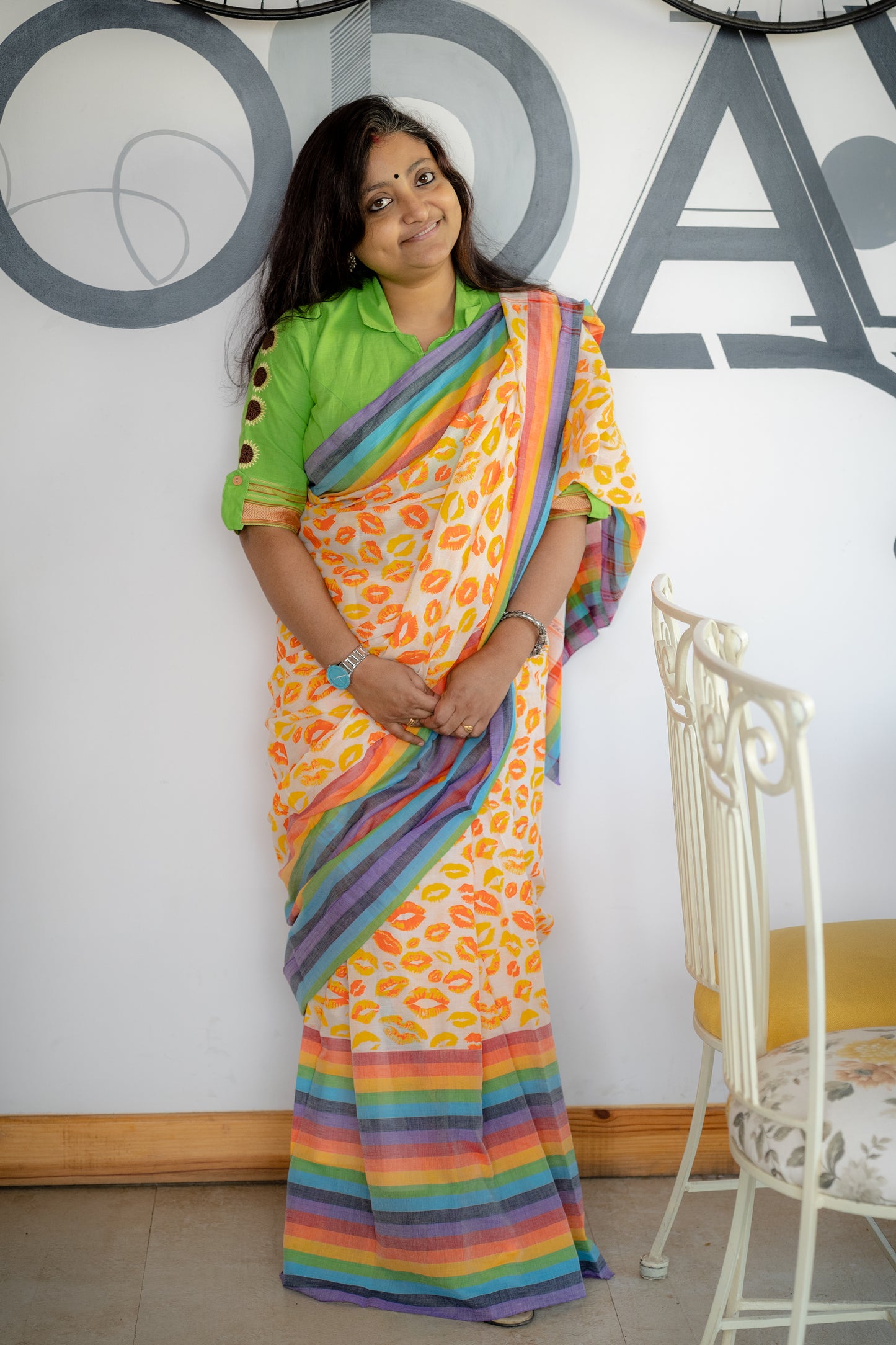 POUT PRETTY RAINBOW - YELLOW